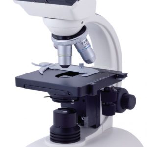 Microscopes droits - 28